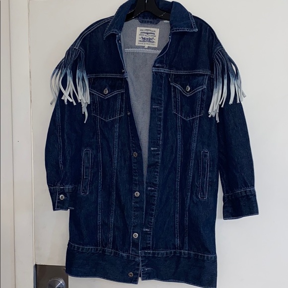 NWT LEVIS OVERSIZED FRINGE OMBRÉ DENIM JACKET S M - Picture 4 of 8